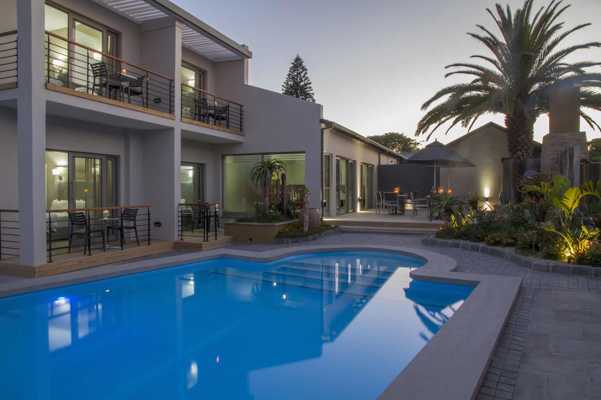 Ocean Bay Guesthouse Port Elizabeth Exterior photo