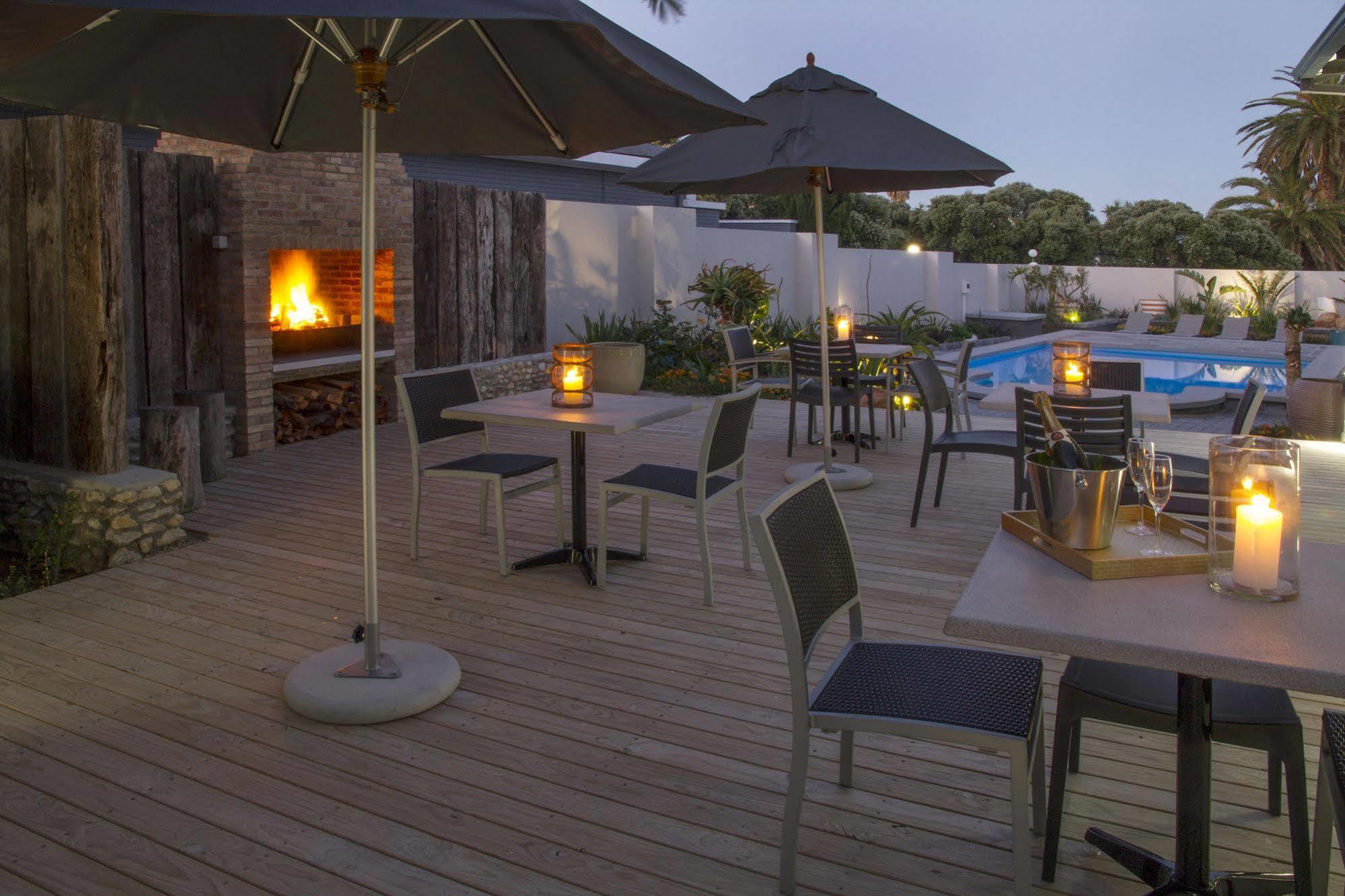 Ocean Bay Guesthouse Port Elizabeth Exterior photo